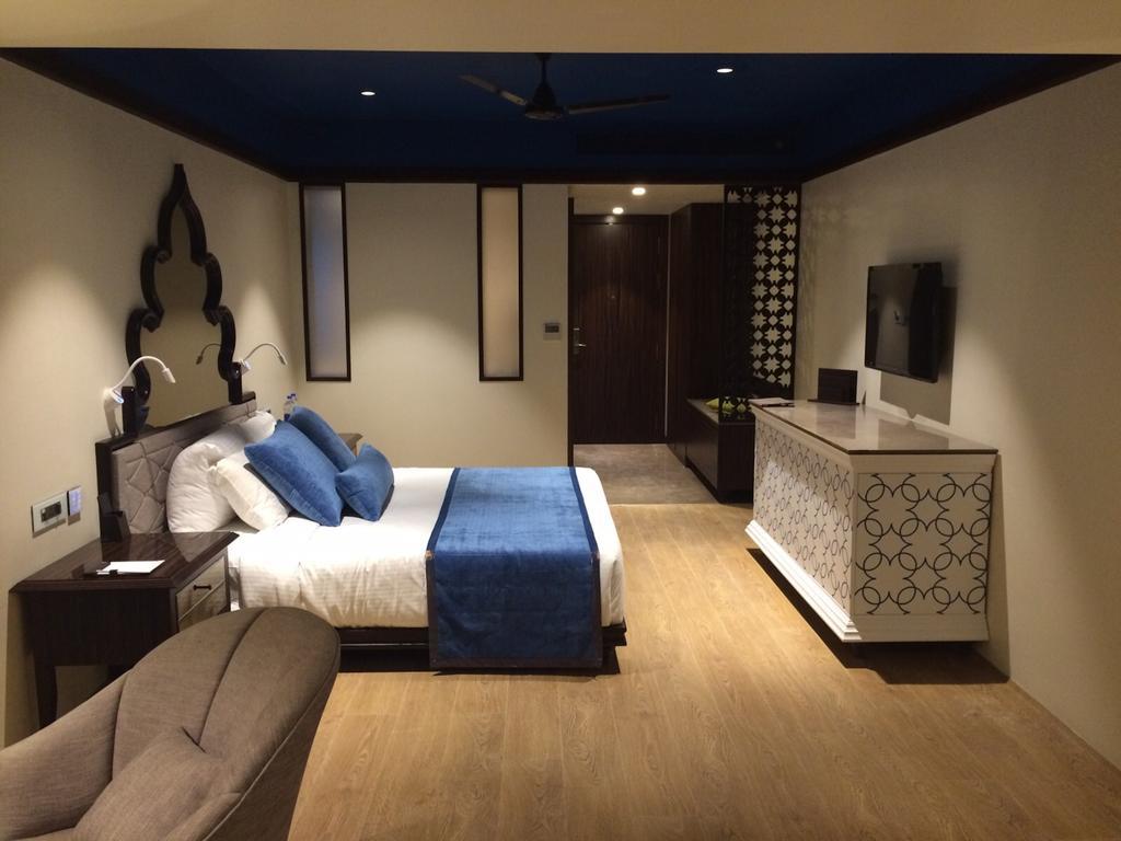 Hotel Lakend Udaipur Esterno foto