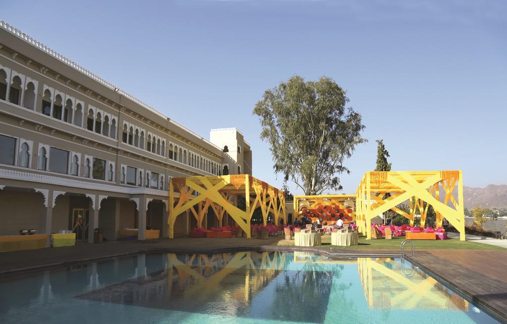 Hotel Lakend Udaipur Esterno foto