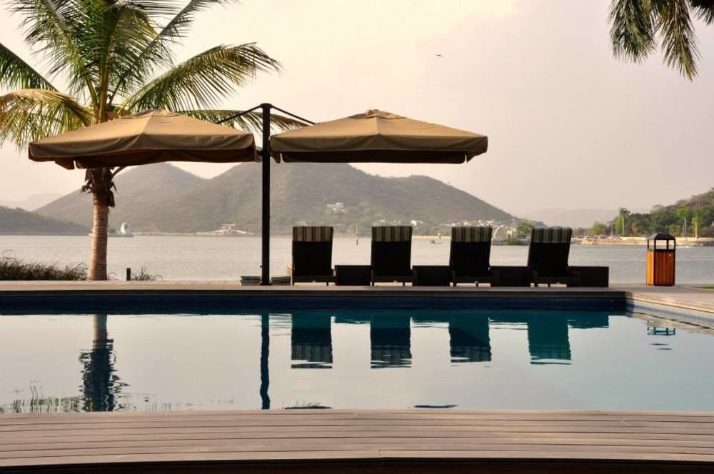 Hotel Lakend Udaipur Esterno foto